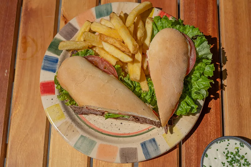 G1606273.webp